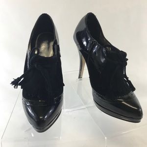 EUC!!! White House Black Market Oxford Heels